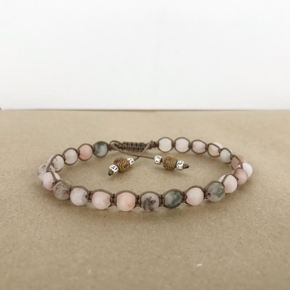 Handmade} Pink Jade w/ Silver Accent Bracelet - Picture 2 of 4
